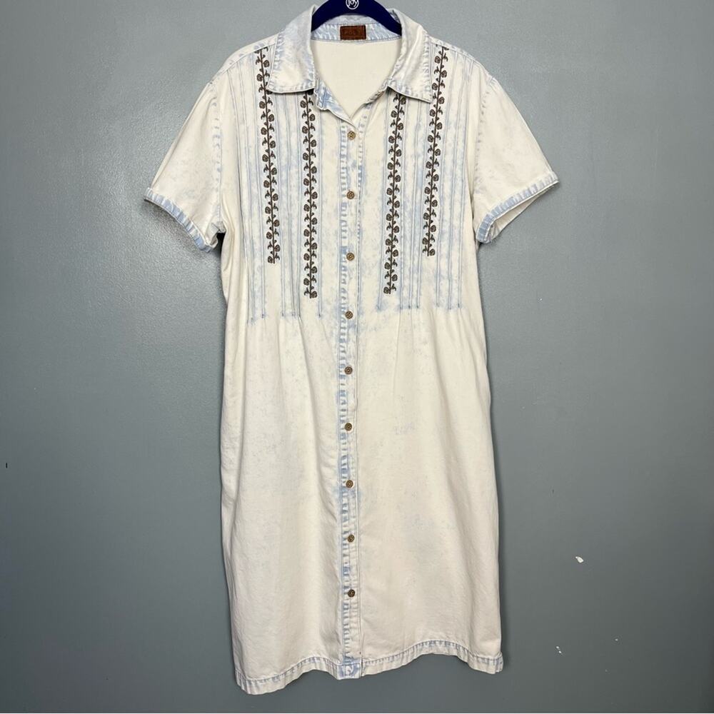 Anthropologie POL Denim Chambray Embroidered Floral Button Down Dress Blue Small